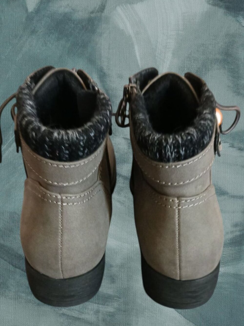 Sporto Womens Faux Suede Ankle Boots With Knit Collar & Lace-Up gray Size 7.5M - Picture 2 of 16